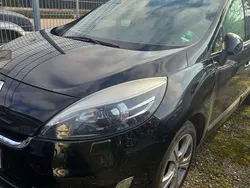 Schwarz Gebraucht 2012 Renault Grand Scénic III Bose Edition Van / Kleinbus | 5.200 € (Fairer Preis)
