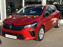 Rot Gebraucht 2024 Renault Clio V Evolution Limousine | 16.990 € (Fairer Preis)