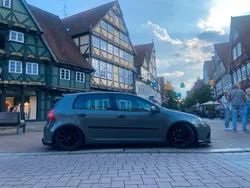 Andere außenfarben Gebraucht 2004 VW Golf V R Kombi | 2.599 € (Fairer Preis)