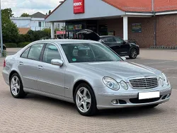 Silber Gebraucht 2005 Mercedes E240 Elegance Limousine | 8.000 € (Fairer Preis)
