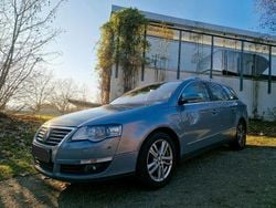 Grau Gebraucht 2009 VW Passat Highline Kombi | 4.600 € (Fairer Preis)
