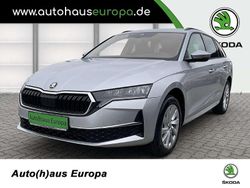 Brilliant silber metallic Neu 2025 Skoda Octavia Kombi | 31.890 € (Fairer Preis)