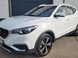 Weiß Gebraucht 2021 MG ZS Comfort Limousine | 19.400 € (Teuer)