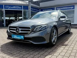Grau Gebraucht 2017 Mercedes E220 Kombi | 16.990 € (Guter Preis)