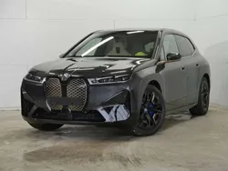 Grau Gebraucht 2022 BMW iX Basis SUV | 91.331 €