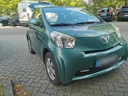 Grün Gebraucht 2010 Toyota iQ Kleinwagen | 4.300 € (Fairer Preis)
