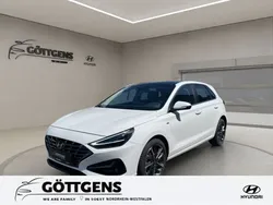 Serenity white Gebraucht 2024 Hyundai i30 Prime Limousine | 24.390 € (Guter Preis)