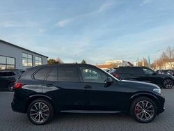 Schwarz Gebraucht 2022 BMW X5 M Sport SUV | 69.990 € (Etwas zu teuer)