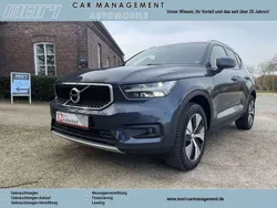 Blau Gebraucht 2021 Volvo XC40 Momentum SUV | 25.990 € (Fairer Preis)