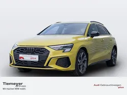 Pythongelb metallic Gebraucht 2024 Audi A3 Sportback e-tron S-Line Limousine | 37.160 € (Teuer)