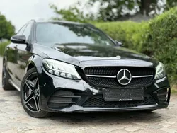 Schwarz unilack Gebraucht 2021 Mercedes C300 Edition Kombi | 22.999 € (Superpreis)
