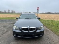 Grau Gebraucht 2006 BMW 325 Advantage Kombi | 3.900 € (Guter Preis)