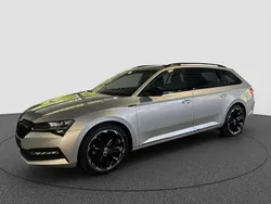 Silber Gebraucht 2023 Skoda Superb SportLine Kombi | 36.890 € (Superpreis)