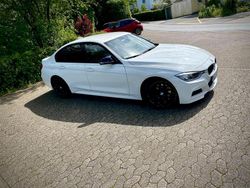 Weiß Gebraucht 2014 BMW 320 M Sport Limousine | 11.500 € (Guter Preis)