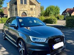 Grau Gebraucht 2016 Audi A1 Sportback S-Line Kleinwagen | 13.500 € (Fairer Preis)