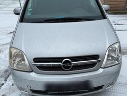 Silber Gebraucht 2005 Opel Meriva Van / Kleinbus | 390 € (Superpreis)