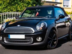 Schwarz Gebraucht 2011 Mini Cooper Kleinwagen | 8.900 €