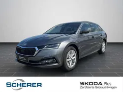 Graphitegrau metallic met. Gebraucht 2024 Skoda Octavia Style Kombi | 26.500 € (Guter Preis)