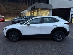 Weiß Gebraucht 2020 Mazda CX-30 Selection SUV | 19.700 € (Fairer Preis)