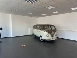 Braun Gebraucht 1957 VW T1 Van | 75.000 €