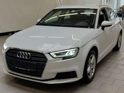 Andere Gebraucht 2016 Audi A3 Comfort Limousine | 15.450 € (Guter Preis)