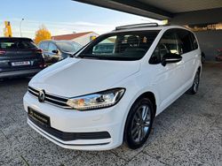 Weiß Gebraucht 2022 VW Touran Active Van / Kleinbus | 30.750 € (Fairer Preis)