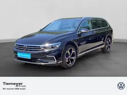 Schwarz Gebraucht 2022 VW Passat GTE Kombi | 24.790 € (Fairer Preis)