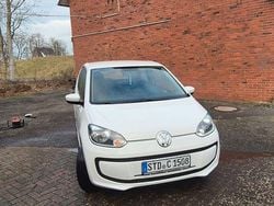 Weiß Gebraucht 2015 VW up! move up! Kleinwagen | 4.000 € (Guter Preis)
