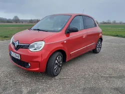 Rot Gebraucht 2023 Renault Twingo Urban Night Kleinwagen | 15.700 € (Etwas zu teuer)