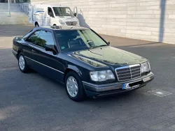 Schwarz Gebraucht 1993 Mercedes E320 Coupé | 21.500 €