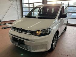 Weiß Gebraucht 2021 VW Caddy Life Van / Kleinbus | 20.900 € (Fairer Preis)