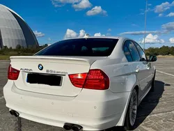 Weiß Gebraucht 2011 BMW 335 Limousine | 33.500 €
