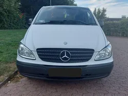 Weiß Gebraucht 2005 Mercedes Vito Van / Kleinbus | 4.500 €
