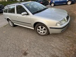 Silber Gebraucht 2005 Skoda Octavia Kombi | 2.200 € (Fairer Preis)