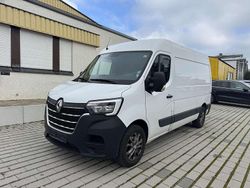 Mineral weiss Gebraucht 2021 Renault Master Komfort Van | 21.990 € (Fairer Preis)