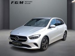 Grau Gebraucht 2023 Mercedes B200 Progressive Van / Kleinbus | 29.870 € (Fairer Preis)