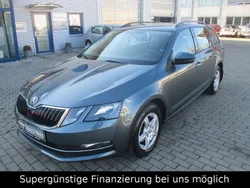 Grau Gebraucht 2020 Skoda Octavia Style Kombi | 19.750 € (Guter Preis)