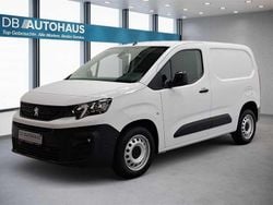 Weiß Gebraucht 2023 Peugeot Partner Premium Van / Kleinbus | 16.980 € (Fairer Preis)