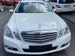Weiß Gebraucht 2010 Mercedes E350 Kombi | 8.000 € (Guter Preis)