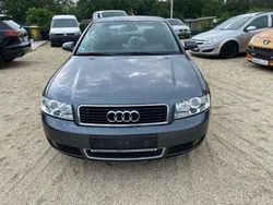 Grau Gebraucht 2000 Audi A4 Limousine | 990 € (Superpreis)