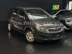 Grau Gebraucht 2013 Opel Zafira Family Van / Kleinbus | 9.399 € (Etwas zu teuer)