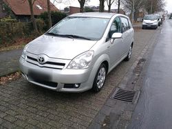 Silber Gebraucht 2005 Toyota Corolla Verso Van / Kleinbus | 4.999 € (Etwas zu teuer)