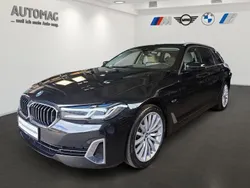 Schwarz Gebraucht 2022 BMW 530e Luxury Line Kombi | 37.990 € (Fairer Preis)