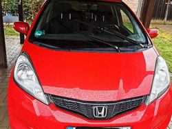 Rot Gebraucht 2015 Honda Jazz Comfort Plus Kleinwagen | 6.400 € (Guter Preis)