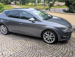 Grau Gebraucht 2014 Seat Leon FR Limousine | 10.800 € (Fairer Preis)