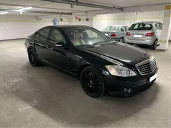 Schwarz Gebraucht 2006 Mercedes S550 Limousine | 10.500 €