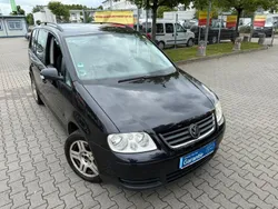 Schwarz Gebraucht 2005 VW Touran Van / Kleinbus | 1.450 € (Superpreis)