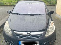 Schwarz Gebraucht 2007 Opel Corsa Kleinwagen | 800 €