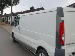 Weiß Gebraucht 2014 Renault Traffic Van / Kleinbus | 4.499 €