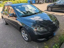 Schwarz Gebraucht 2005 Mazda 3 Limousine | 2.500 € (Etwas zu teuer)